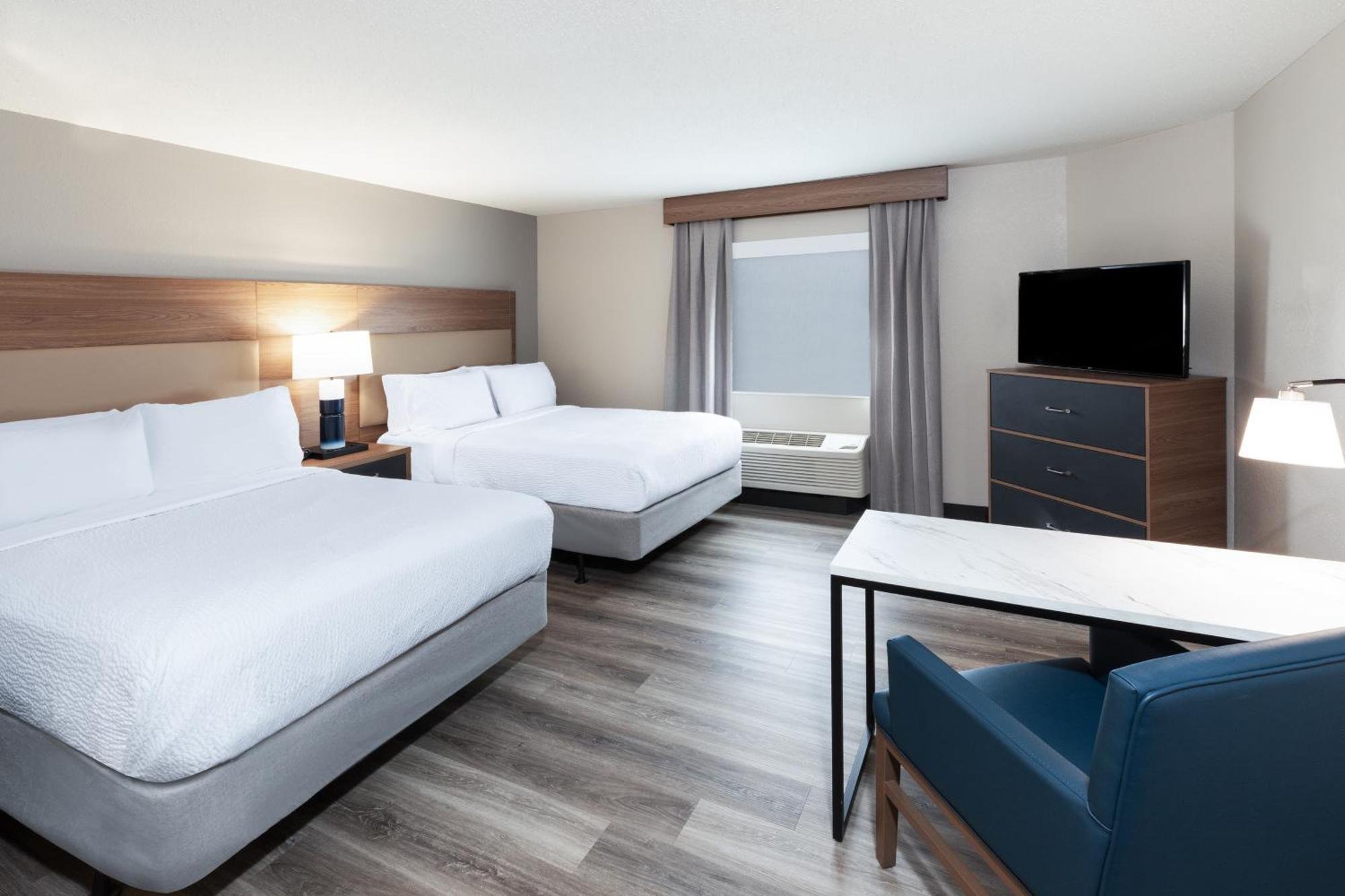 Studio Suite with Two Double Beds